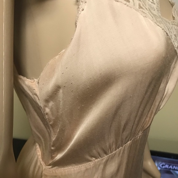 Nude slip dress - Picture 4 of 8